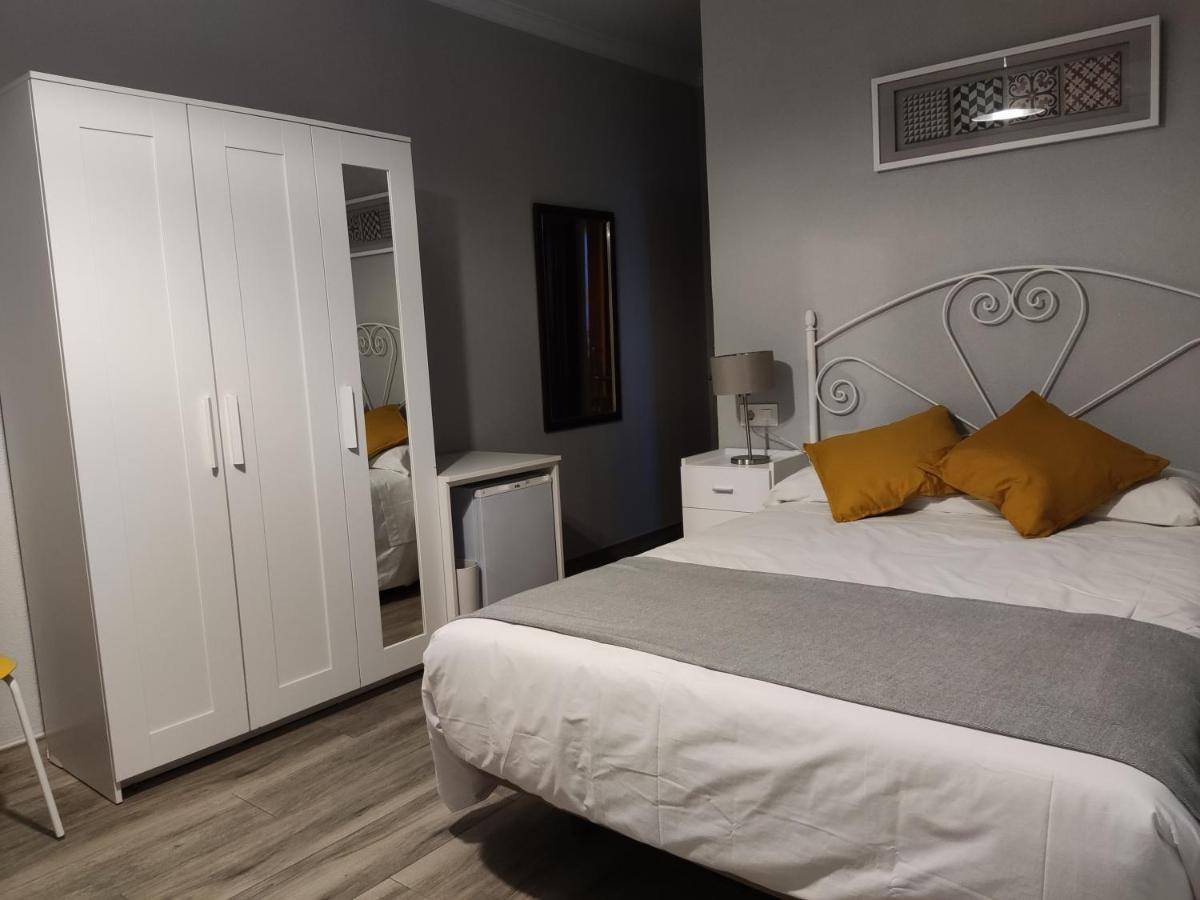 Hostal Andalucia Чипіона Екстер'єр фото